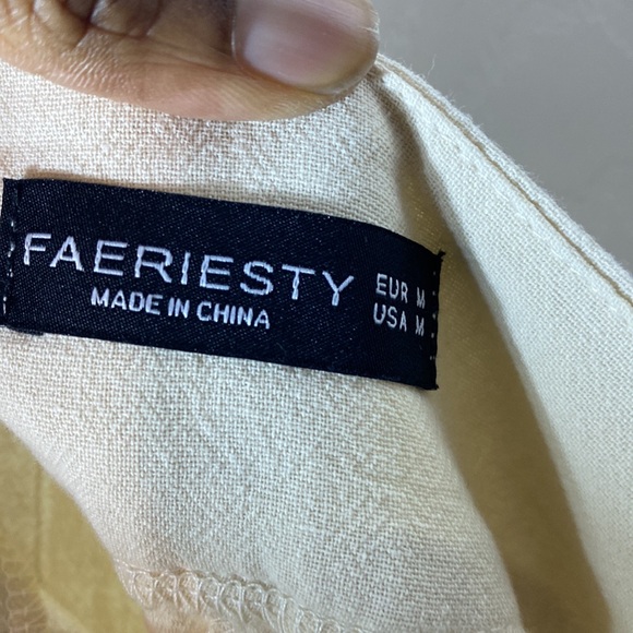 Faeriesty Linen Blend Wide Leg Pants  crochet Detail Size Medium Side Zip pocket - Picture 10 of 14